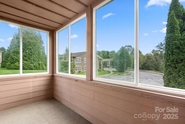 150 Deermouse Way 2601, Hendersonville, NC 28792