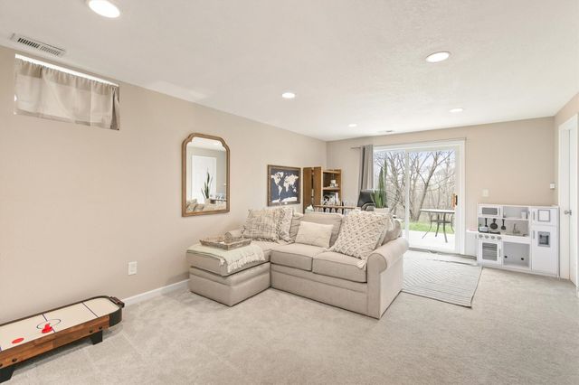 1118 SW Ankeny Road, Ankeny, IA 50023