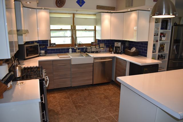 302 Weaver Court, Loda, IL 60948