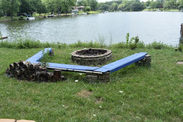 302 Weaver Court, Loda, IL 60948