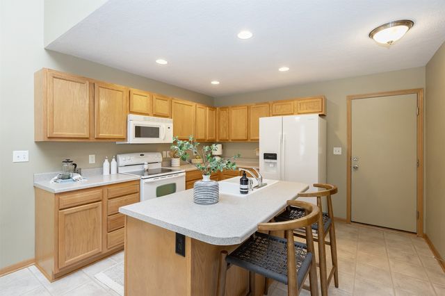 2833 Orinoco Court SW, Altoona, IA 50009