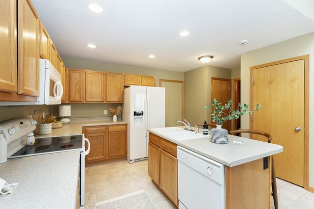 2833 Orinoco Court SW, Altoona, IA 50009