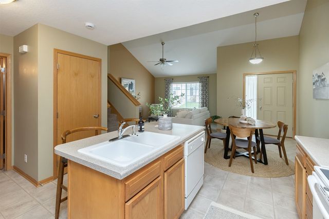 2833 Orinoco Court SW, Altoona, IA 50009