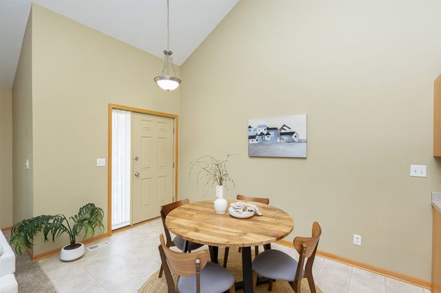 2833 Orinoco Court SW, Altoona, IA 50009