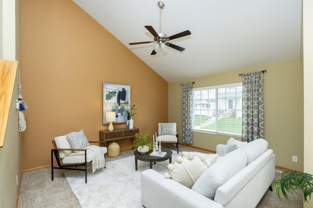 2833 Orinoco Court SW, Altoona, IA 50009