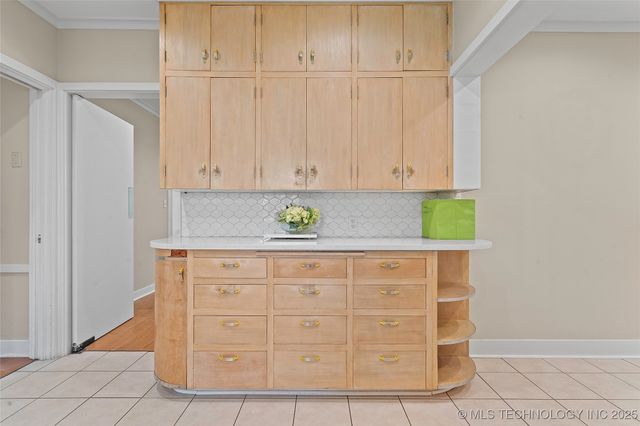 1616 6th Avenue SW, Ardmore, OK 73401