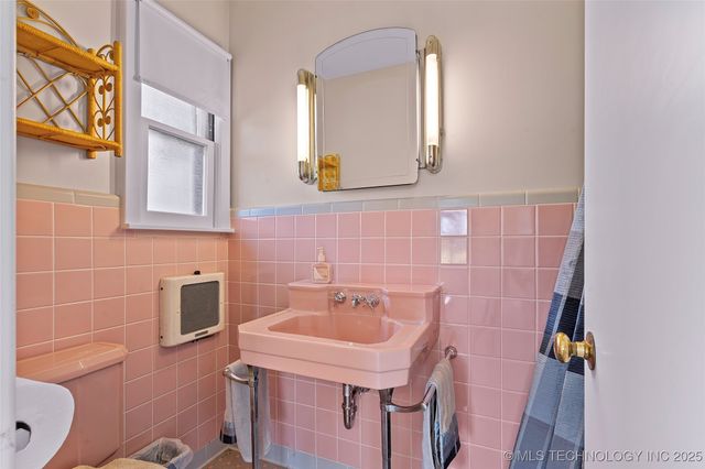 1616 6th Avenue SW, Ardmore, OK 73401