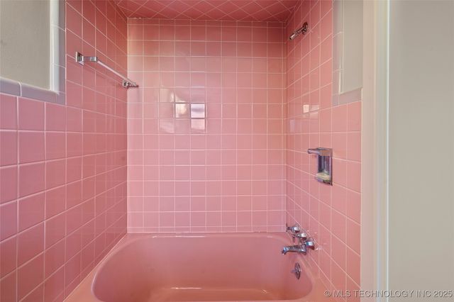 1616 6th Avenue SW, Ardmore, OK 73401