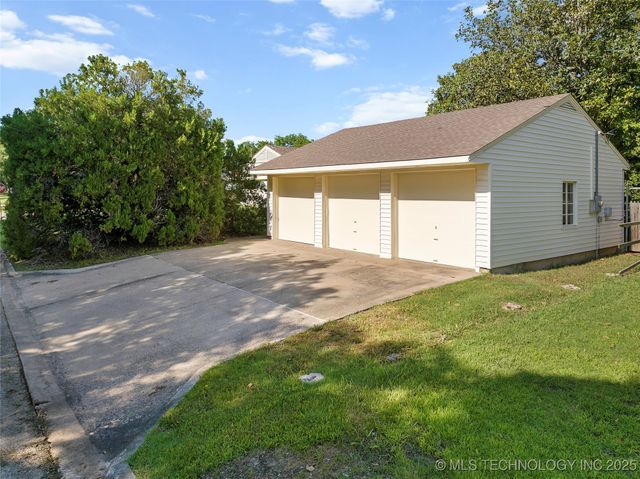 1616 6th Avenue SW, Ardmore, OK 73401