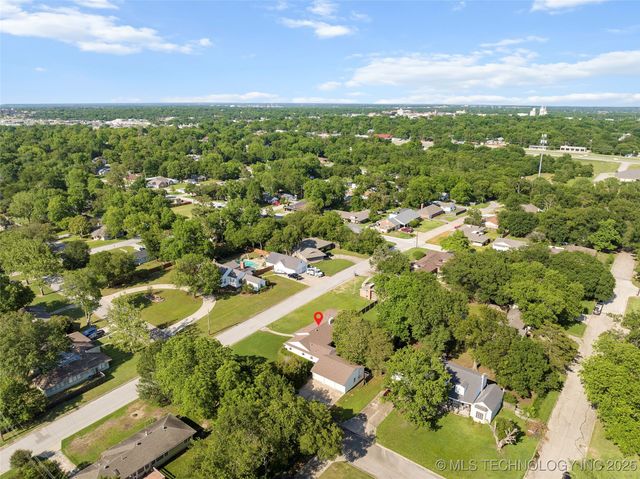 1616 6th Avenue SW, Ardmore, OK 73401