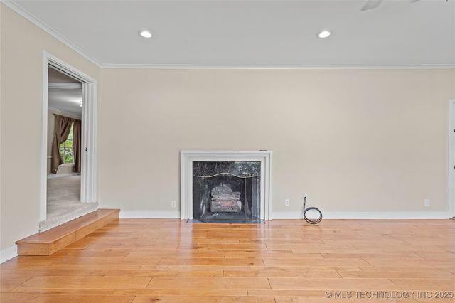 1616 6th Avenue SW, Ardmore, OK 73401