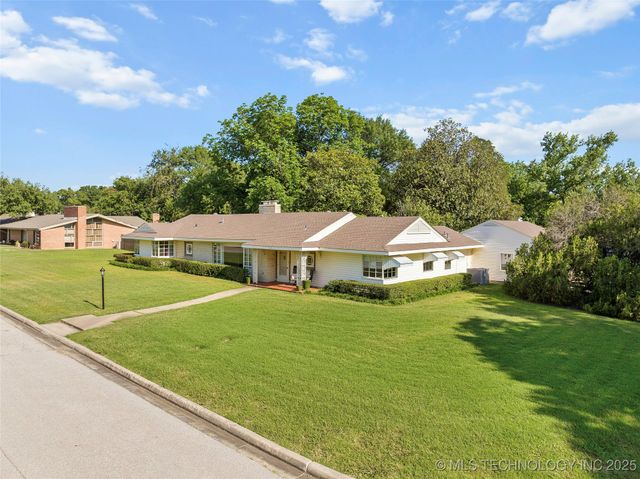 1616 6th Avenue SW, Ardmore, OK 73401