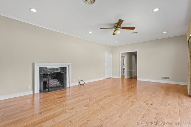 1616 6th Avenue SW, Ardmore, OK 73401