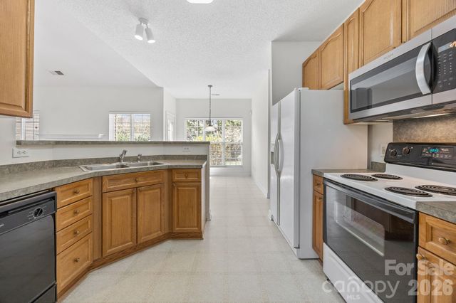 12507 Windward Oaks Drive, Huntersville, NC 28078