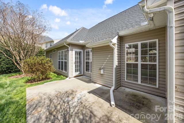 12507 Windward Oaks Drive, Huntersville, NC 28078