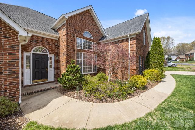 12507 Windward Oaks Drive, Huntersville, NC 28078