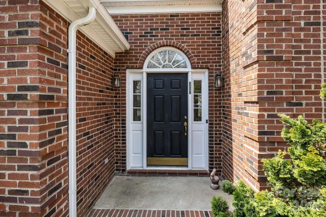 12507 Windward Oaks Drive, Huntersville, NC 28078