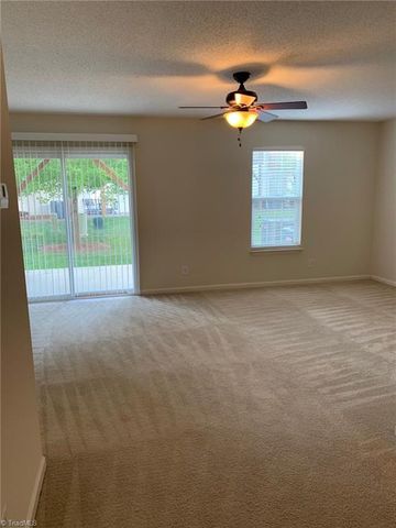 18 Dillingham Place, Greensboro, NC 27455
