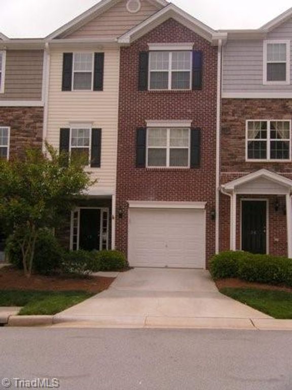 18 Dillingham Place, Greensboro, NC 27455