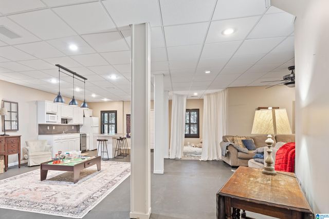 3648 BIRCHWOOD LANE, Vestavia Hills, AL 35243