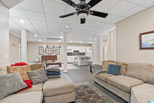 3648 BIRCHWOOD LANE, Vestavia Hills, AL 35243