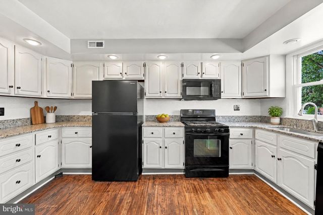 3127 FAIRFIELD ST, Philadelphia, PA 19136