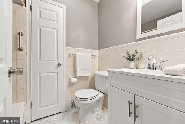 3127 FAIRFIELD ST, Philadelphia, PA 19136