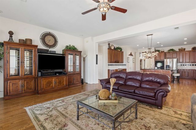 379 Southern Hills Drive, Fairview, TX 75069