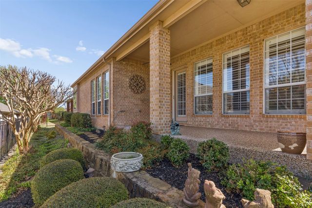 379 Southern Hills Drive, Fairview, TX 75069