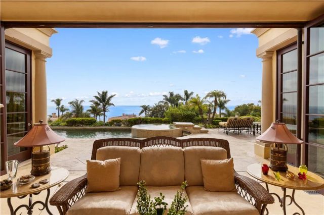 64 Laurel Drive, Rancho Palos Verdes, CA 90275