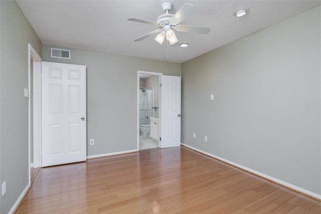 18617 Egret Bay Boulevard 708, Webster, TX 77058