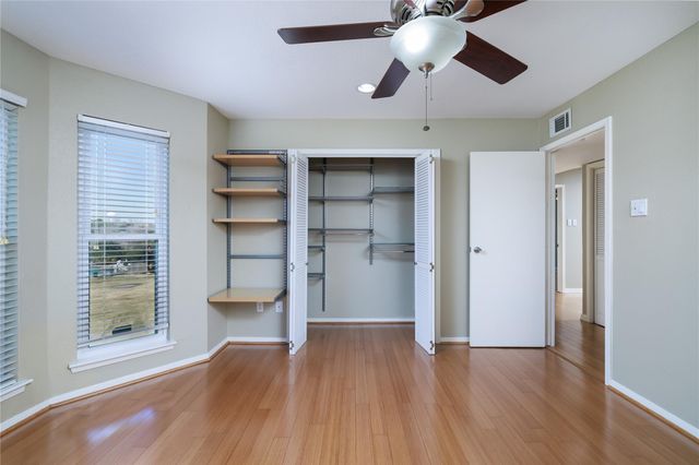 18617 Egret Bay Boulevard 708, Webster, TX 77058