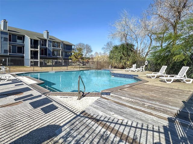 18617 Egret Bay Boulevard 708, Webster, TX 77058