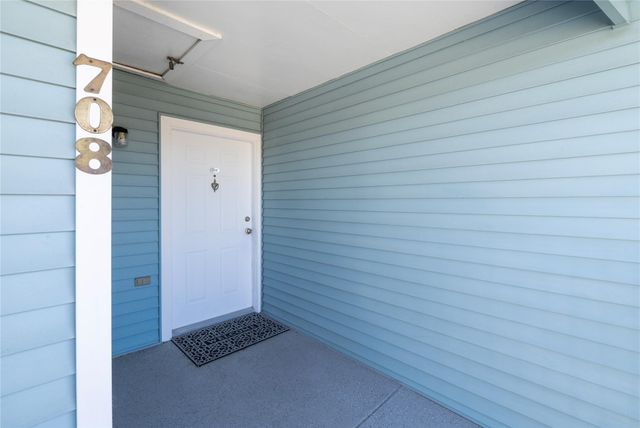 18617 Egret Bay Boulevard 708, Webster, TX 77058