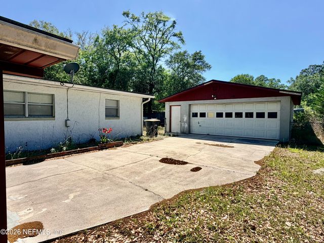 1832 GABIN Road, Jacksonville, FL 32221
