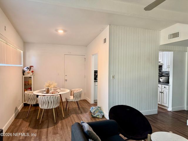 1832 GABIN Road, Jacksonville, FL 32221