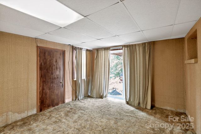 396 S Peak Street, Columbus, NC 28722