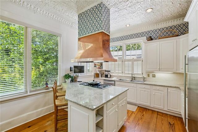 36 Delta Place NE, Atlanta, GA 30307