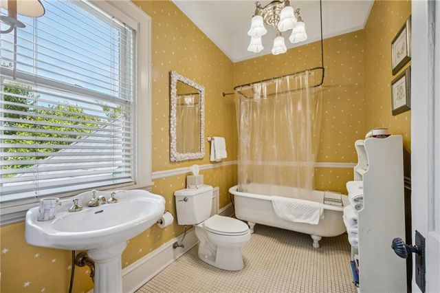 36 Delta Place NE, Atlanta, GA 30307
