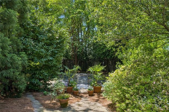 36 Delta Place NE, Atlanta, GA 30307