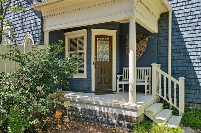 36 Delta Place NE, Atlanta, GA 30307