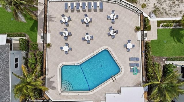 1065 Gulf Shore BLVD N 108, Naples, FL 34102