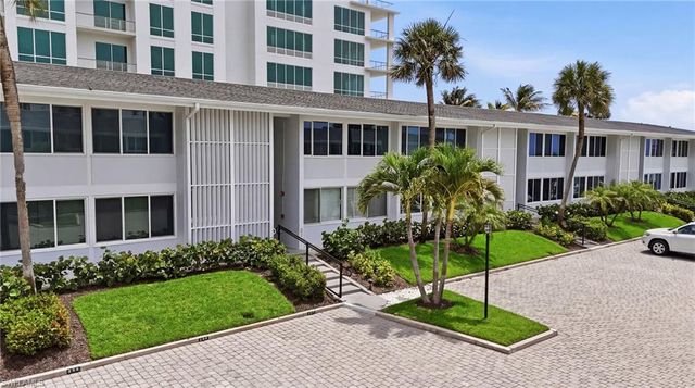 1065 Gulf Shore BLVD N 108, Naples, FL 34102