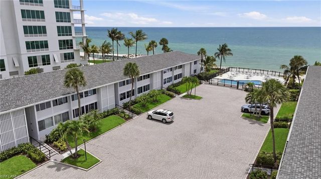 1065 Gulf Shore BLVD N 108, Naples, FL 34102