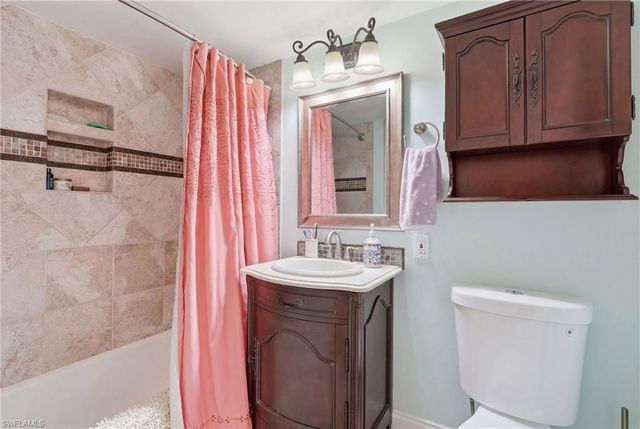 1065 Gulf Shore BLVD N 108, Naples, FL 34102