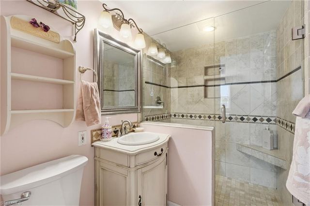 1065 Gulf Shore BLVD N 108, Naples, FL 34102