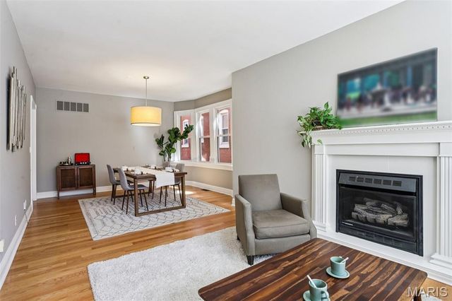 3919 Hartford Street, St Louis, MO 63116