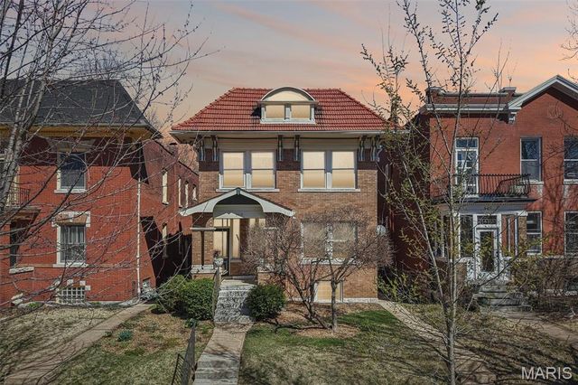 3919 Hartford Street, St Louis, MO 63116