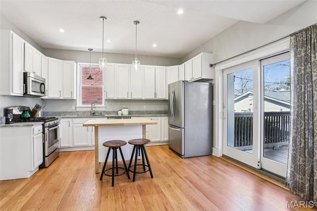 3919 Hartford Street, St Louis, MO 63116