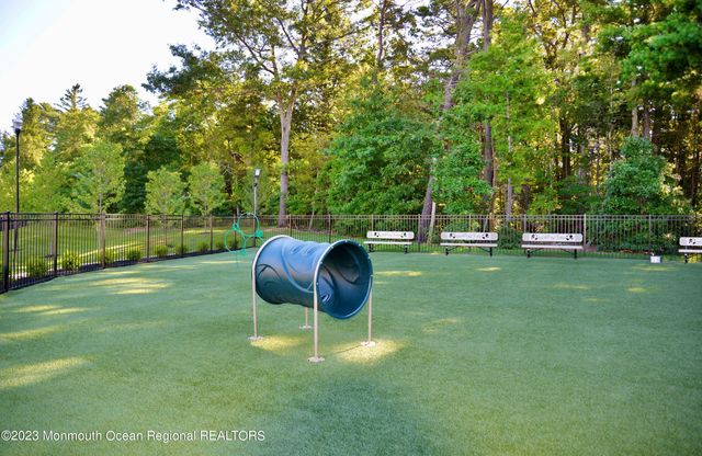 1907 Stallion Circle E, Toms River, NJ 08755